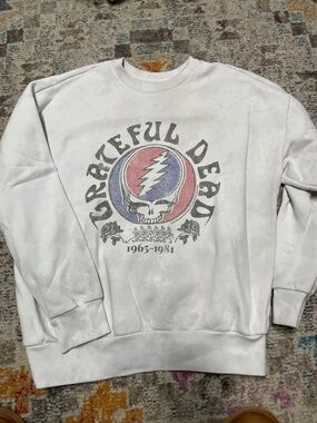 Hollister White Grateful Dead Graphic Crewneck Sweatshirt